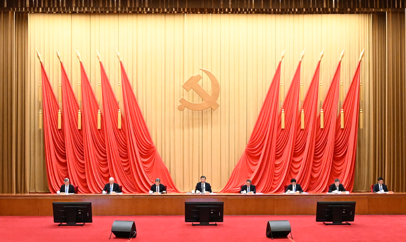 4月3日，进建贯彻习近平新时期中国特色社会主义思想主题教育工作会议在北京召开。中共中央总书记、国度主席、中央军委主席习近平出席会议并颁发沉要讲话。李强、赵乐际、王沪宁、蔡奇、丁薛祥、李希、韩正出席会议。